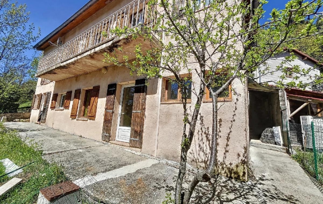 NAT'IMMO : Maison / Villa | ANDON (06750) | 181 m2 | 349 000 € 