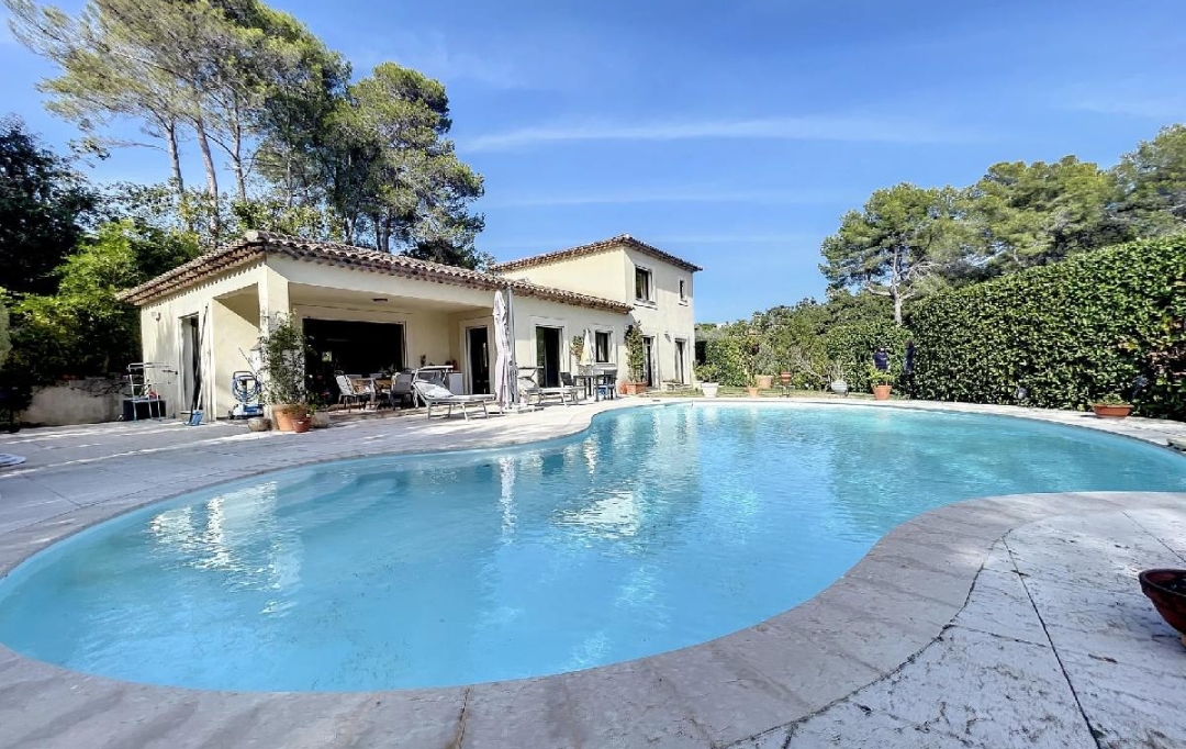 NAT'IMMO : Maison / Villa | MOUGINS (06250) | 156 m2 | 950 000 € 