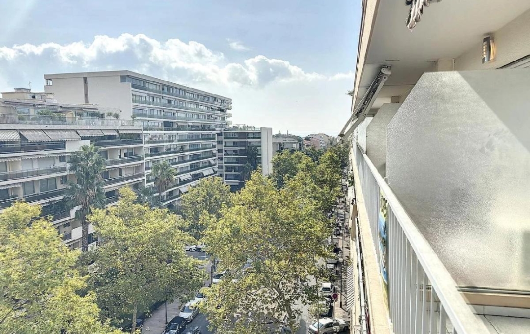 NAT'IMMO : Appartement | CANNES (06400) | 50 m2 | 253 000 € 